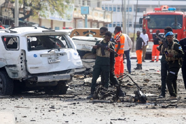  Explosions rock Somalian capital in militant attacks