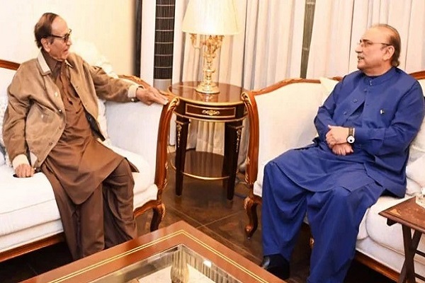  Asif Ali Zardari meets Shujaat to keep Hamza as Punjab CM