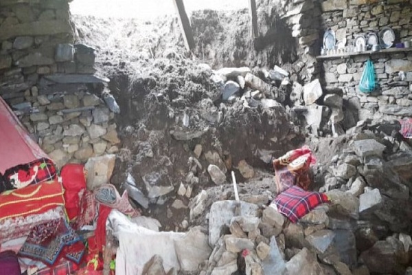  In Bannu, Three students die in seminary roof collapse