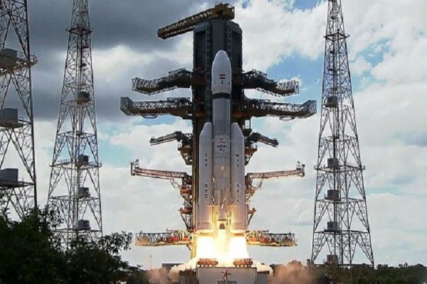  India blasts the Chandrayaan-3 lander toward moon’s south pole