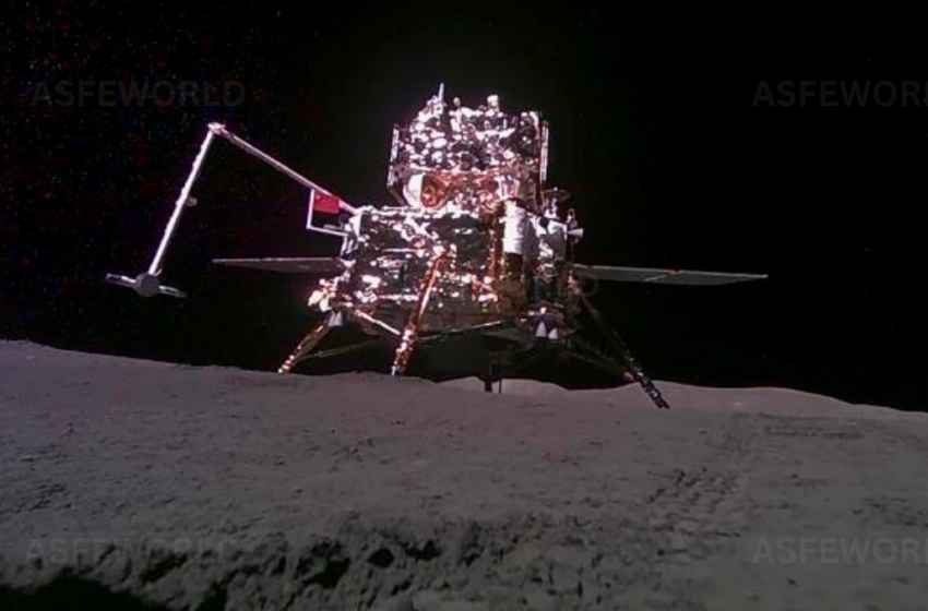  Chinese Space Probe Returns to Earth with Moon Samples