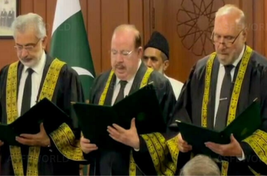  Two Retired Judges Take Oath as Ad Hoc Judges of Supreme Court