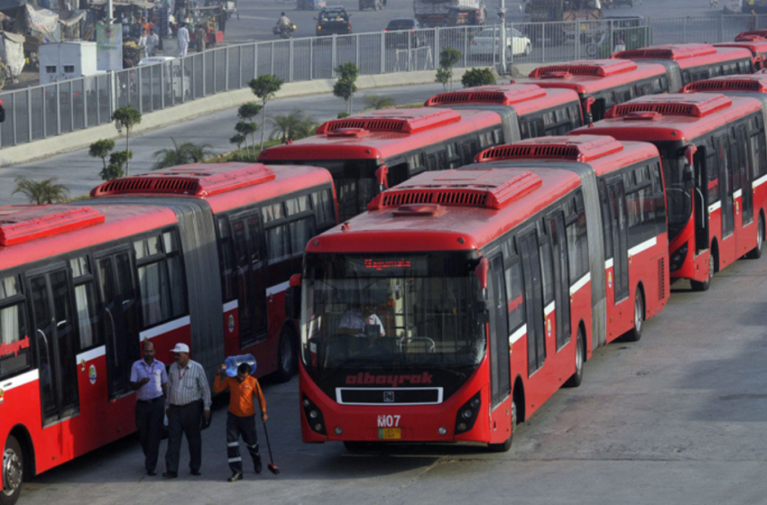  Torrential Rains Bring Multan to a Standstill, Metro Bus Service Suspended