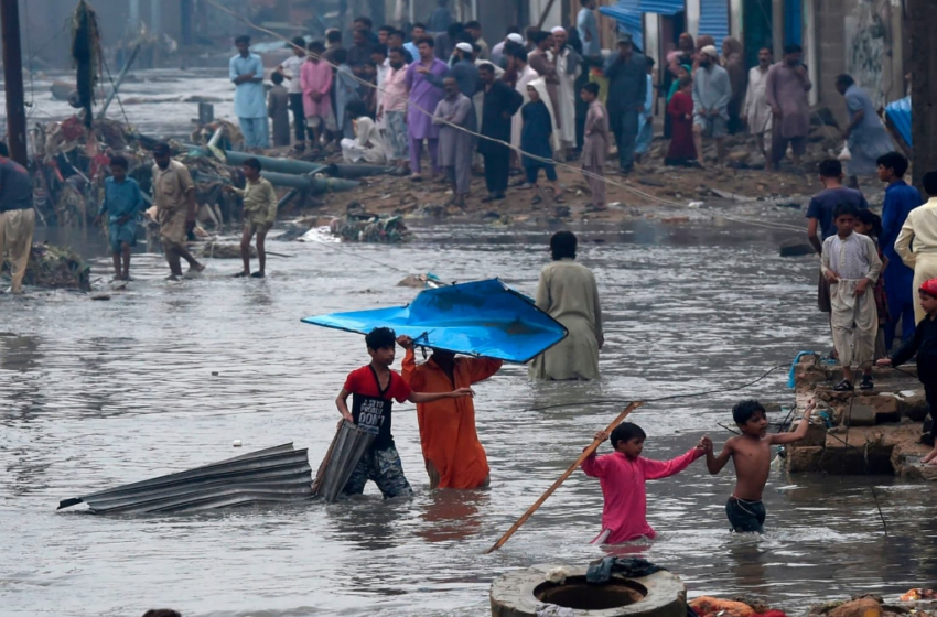  Cyclonic Storm ‘ASNA’ Brings Heavy Rainfall to Sindh